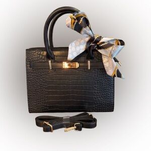 Elegant Black Crocodile Pattern Handbag NEW by Verano Hill